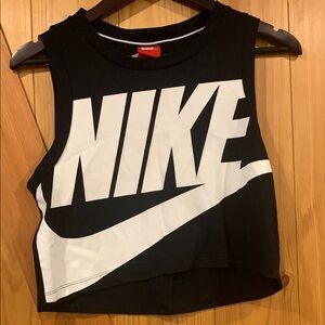 Nike Women's Black and White Crop Top
